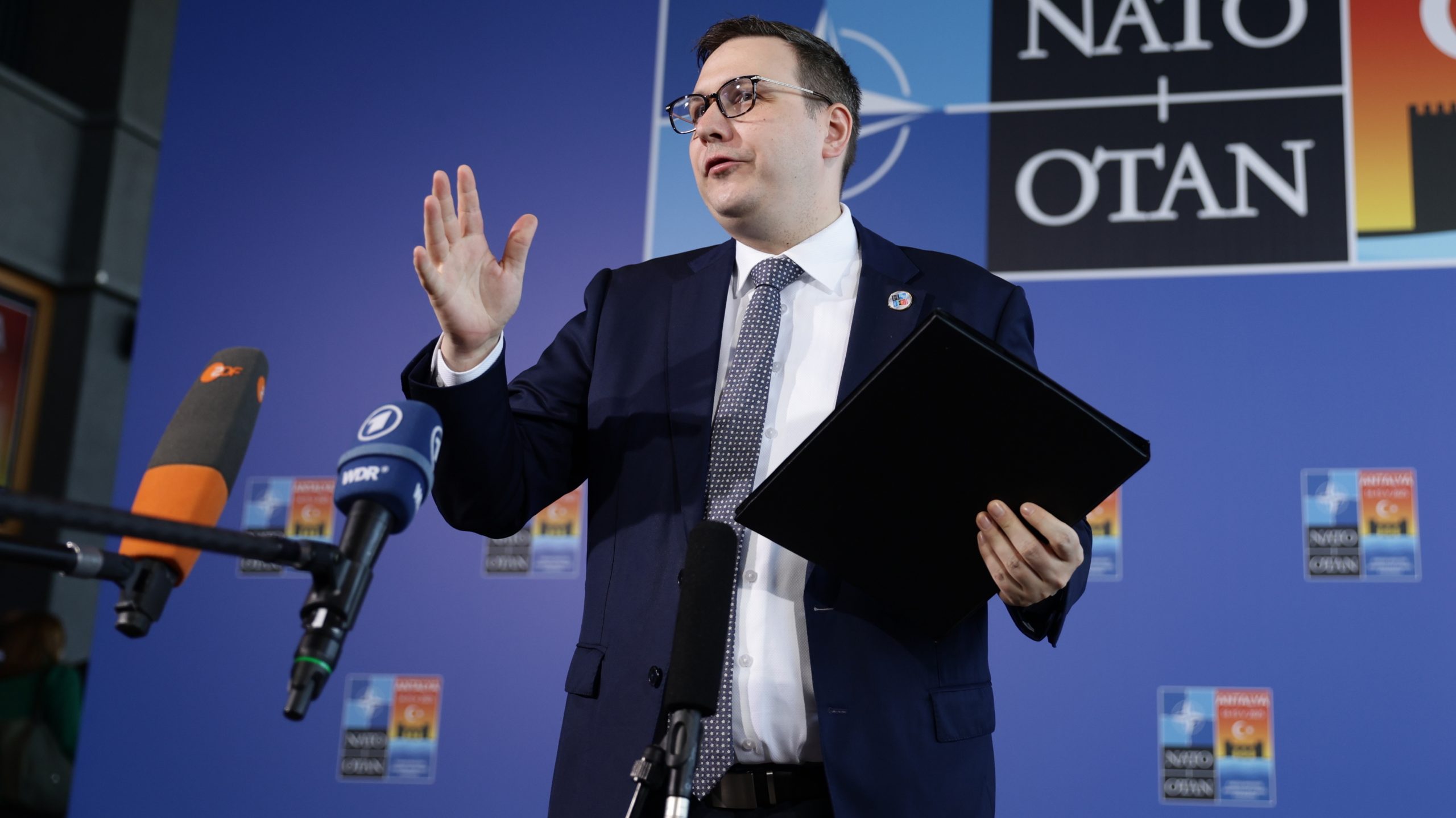 Міністр закордонних справ Чехії: кордони країн не можна змінювати силою