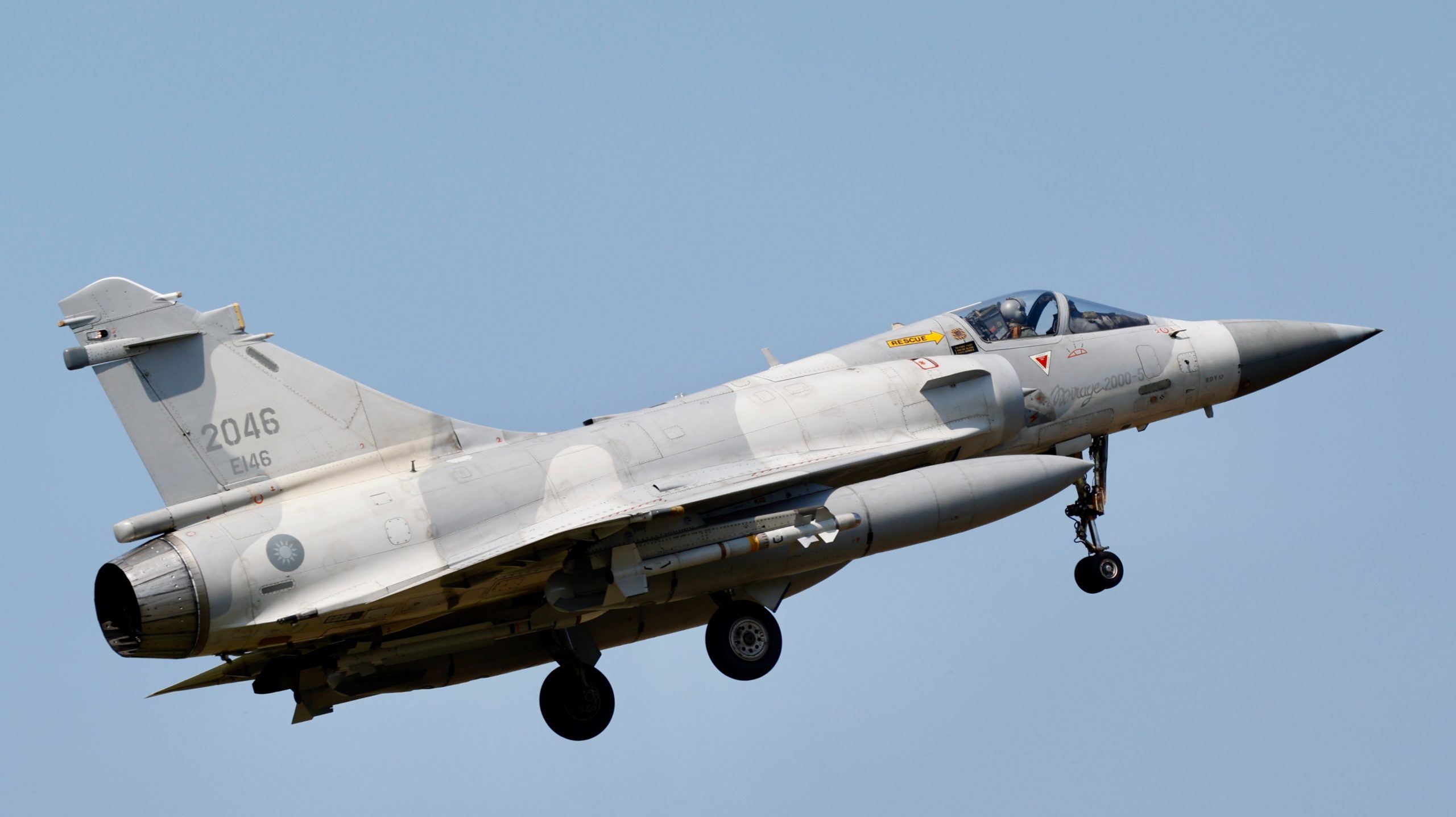 Туреччина відправила до Литви літак-радар AWACS на тлі вторгнення російських дронів до Балтики